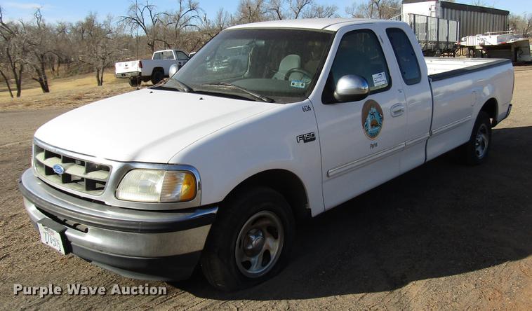 image for item DB6889 1997 Ford F150 SuperCab pickup truck