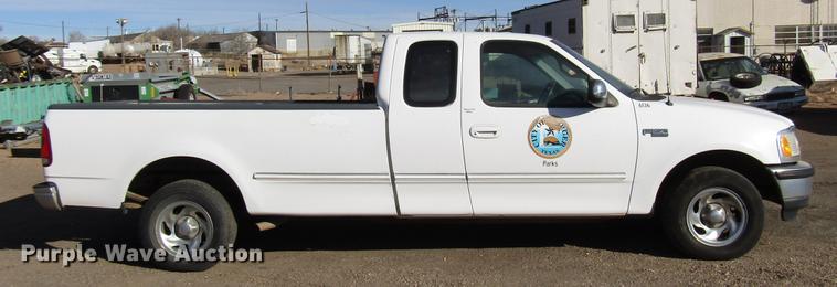 image for item DB6889 1997 Ford F150 SuperCab pickup truck