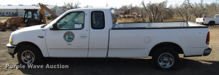 image for item DB6889 1997 Ford F150 SuperCab pickup truck