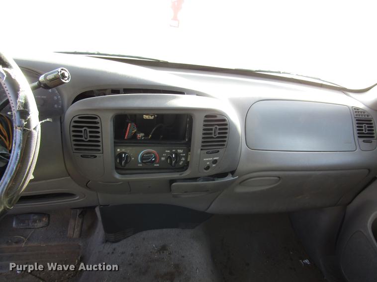 image for item DB6889 1997 Ford F150 SuperCab pickup truck