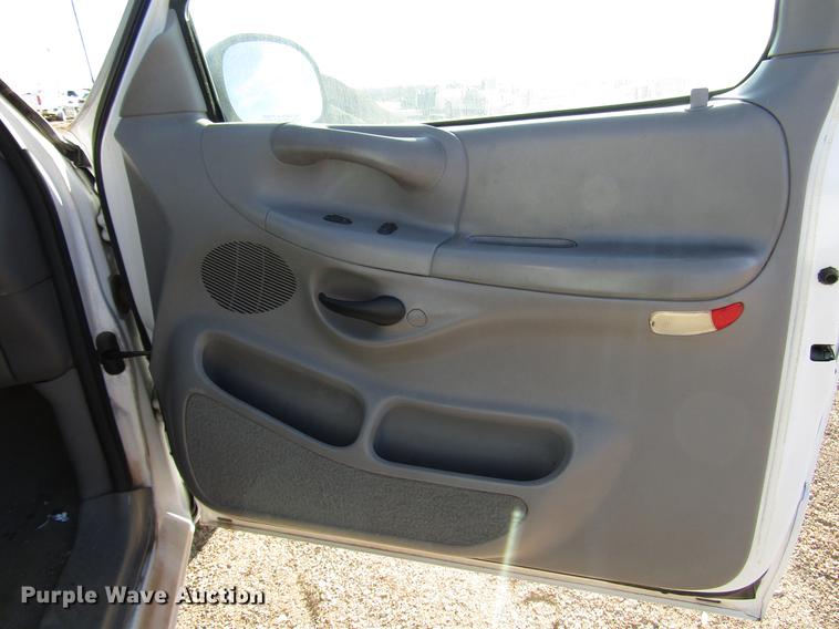 image for item DB6889 1997 Ford F150 SuperCab pickup truck