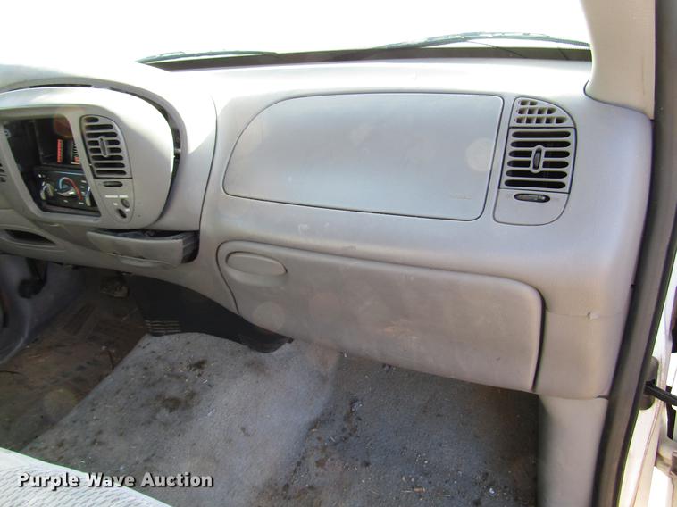 image for item DB6889 1997 Ford F150 SuperCab pickup truck