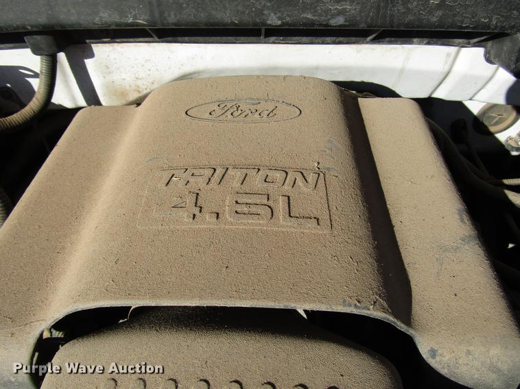 image for item DB6889 1997 Ford F150 SuperCab pickup truck