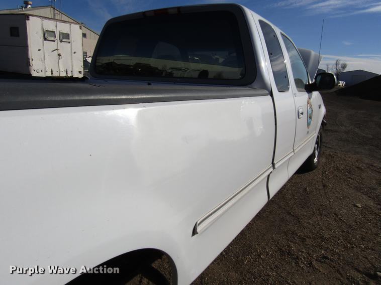 image for item DB6889 1997 Ford F150 SuperCab pickup truck