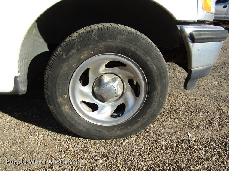 image for item DB6889 1997 Ford F150 SuperCab pickup truck