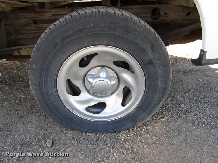 image for item DB6889 1997 Ford F150 SuperCab pickup truck