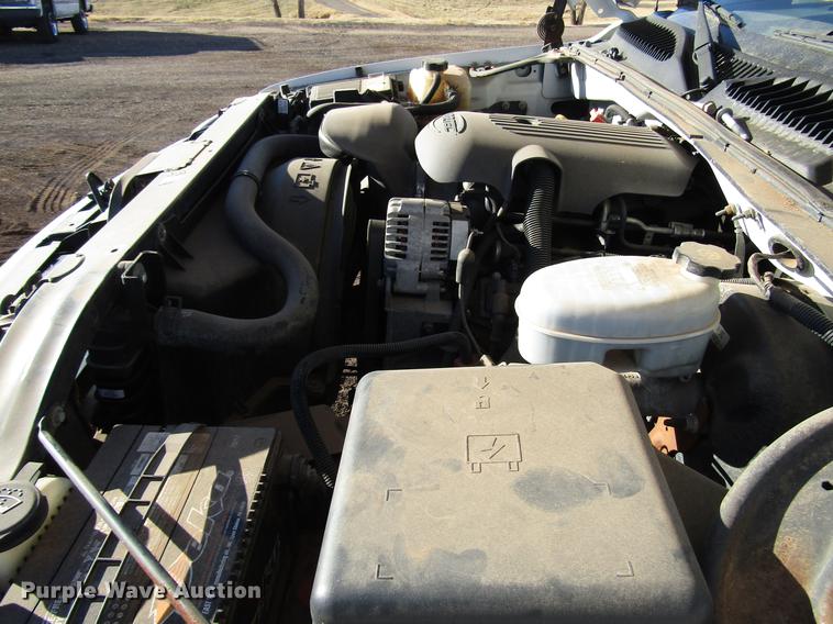 image for item DB6890 2004 GMC Sierra 1500 Ext. Cab pickup truck