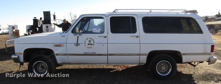image for item DB6891 1984 GMC Suburban 1500 SUV