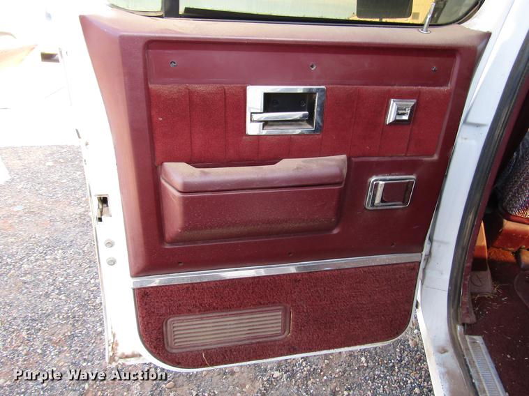 image for item DB6891 1984 GMC Suburban 1500 SUV