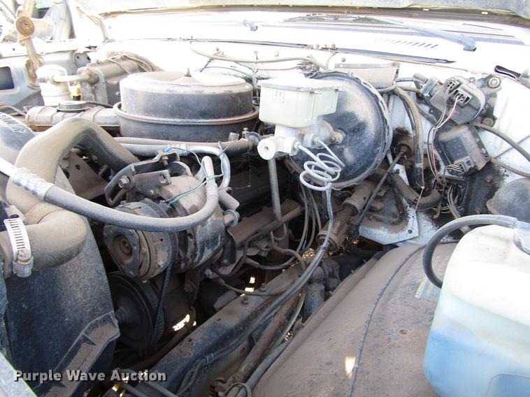 image for item DB6891 1984 GMC Suburban 1500 SUV