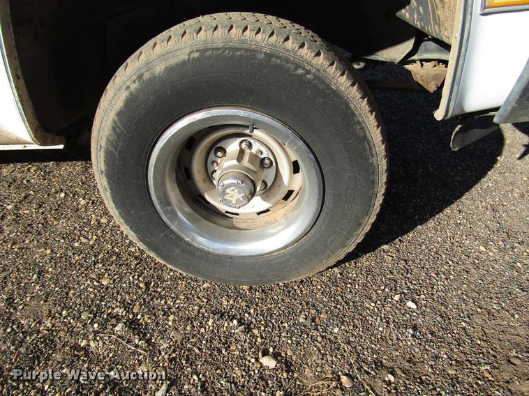 image for item DB6891 1984 GMC Suburban 1500 SUV