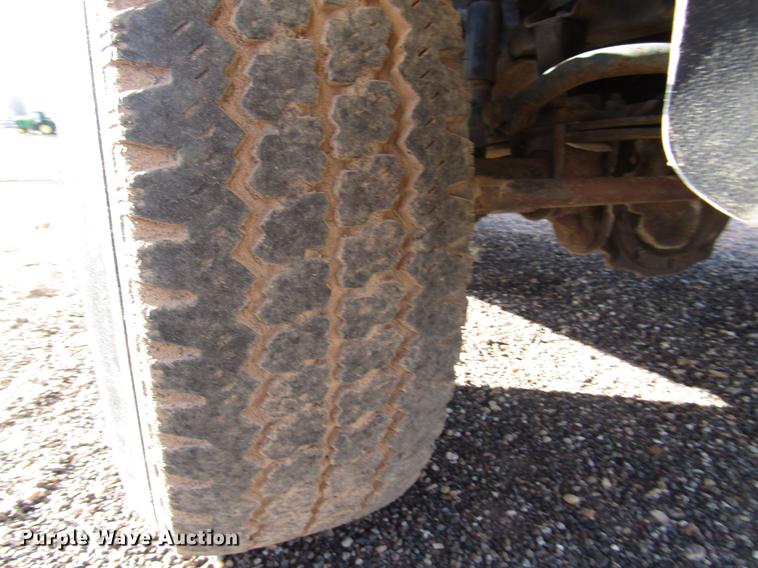 image for item DB6891 1984 GMC Suburban 1500 SUV