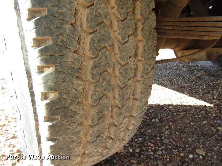 image for item DB6891 1984 GMC Suburban 1500 SUV