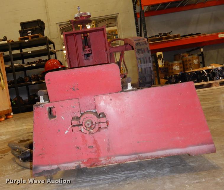 image for item DC8738 Simonds 64UB052V3X blade sharpener