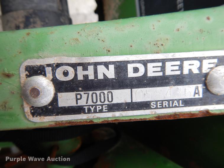 image for item DC8747 John Deere 7000 no-till planter
