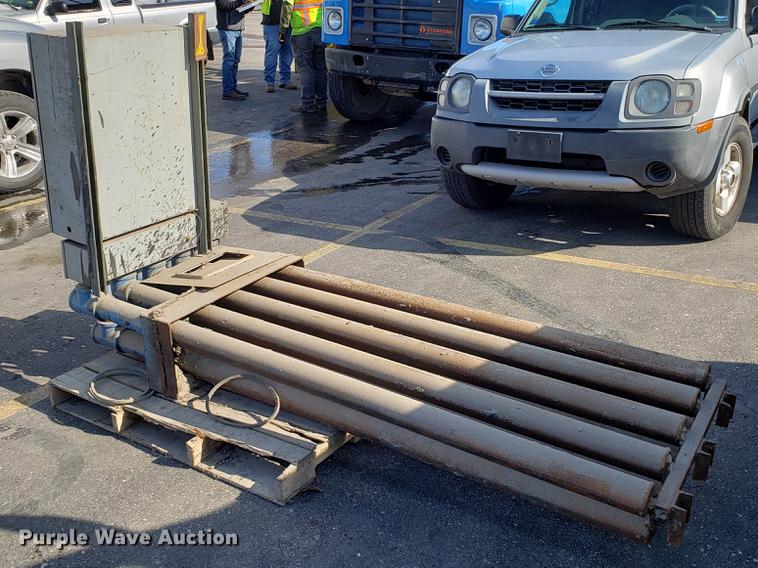 image for item DD3948 Hy Way A249T-6-463 hot oil tank heater