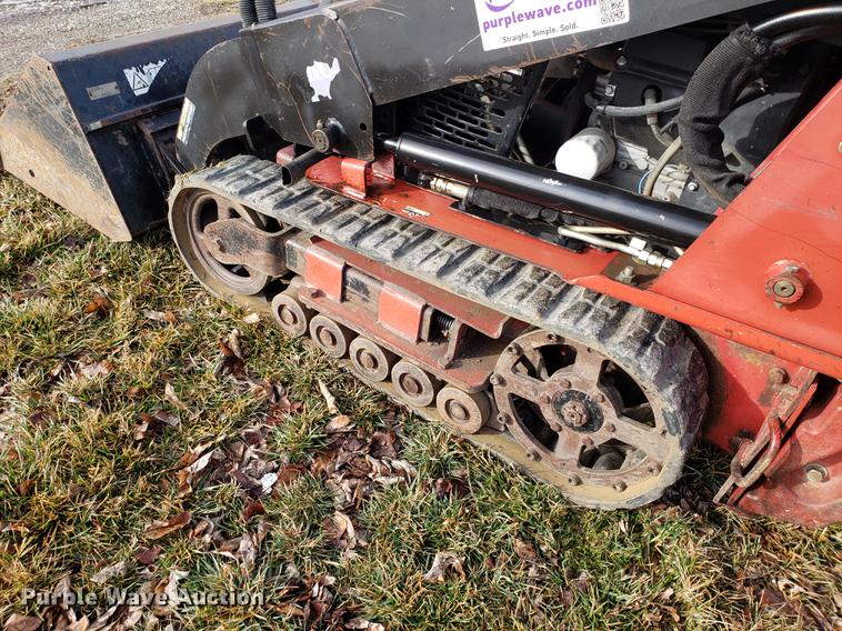 image for item DD3957 2003 Toro Dingo TX420 compact utility loader