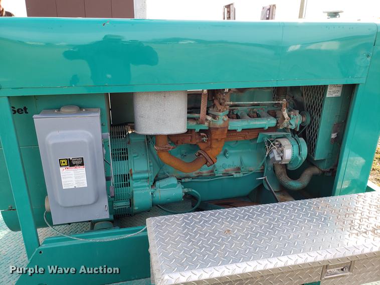 image for item DD3958 Onan 30.0EK-15R/10100R generator