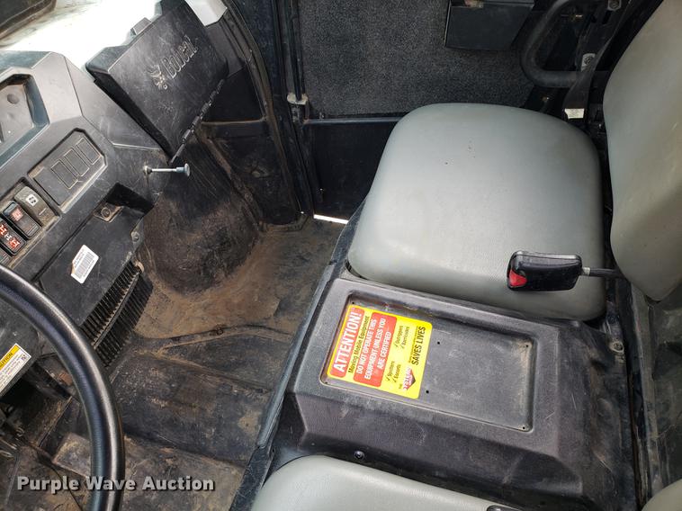 image for item DD3963 2013 Bobcat 3400 UTV