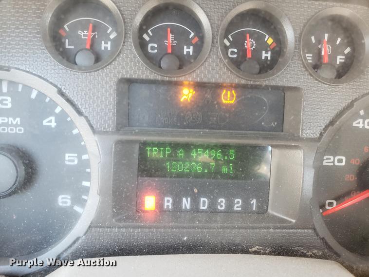 image for item DD3978 2010 Ford F350 Super Duty utility bed pickup truck