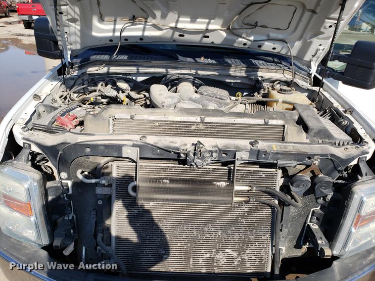 image for item DD3978 2010 Ford F350 Super Duty utility bed pickup truck