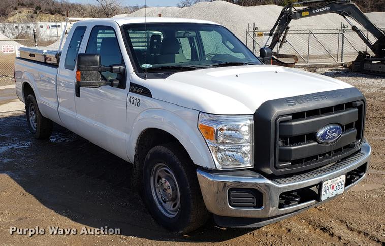 image for item DD3980 2014 Ford F250 Super Duty SuperCab pickup truck