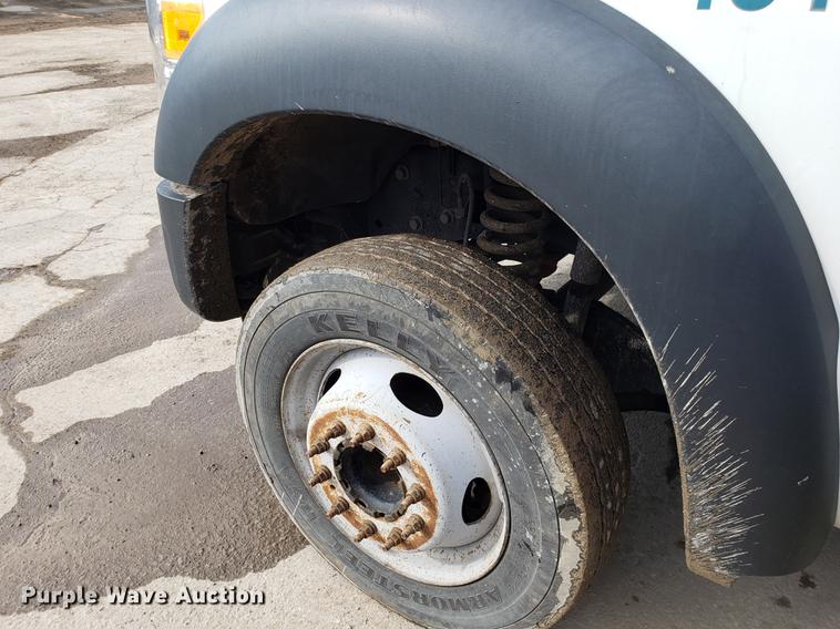 image for item DD3981 2012 Ford F450 Super Duty utility truck