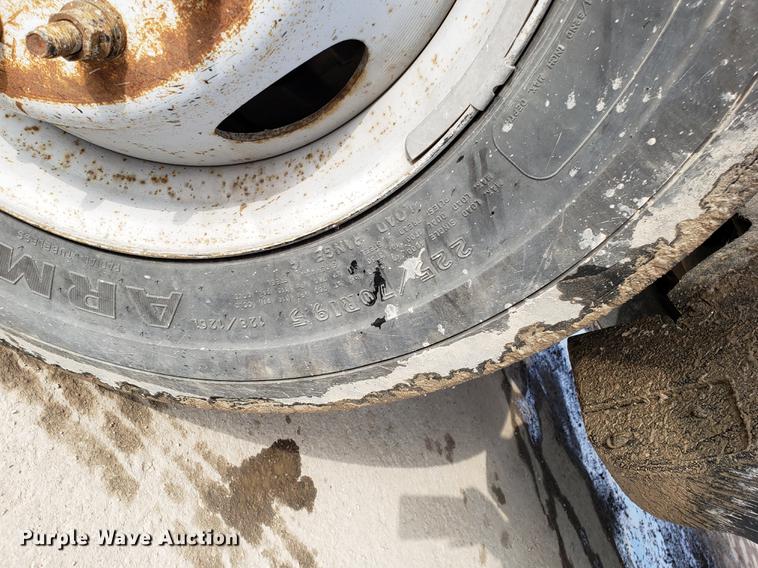 image for item DD3981 2012 Ford F450 Super Duty utility truck