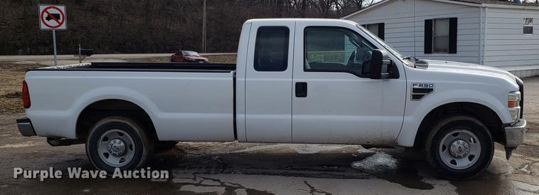 image for item DD3982 2008 Ford F250 Super Duty SuperCab pickup truck