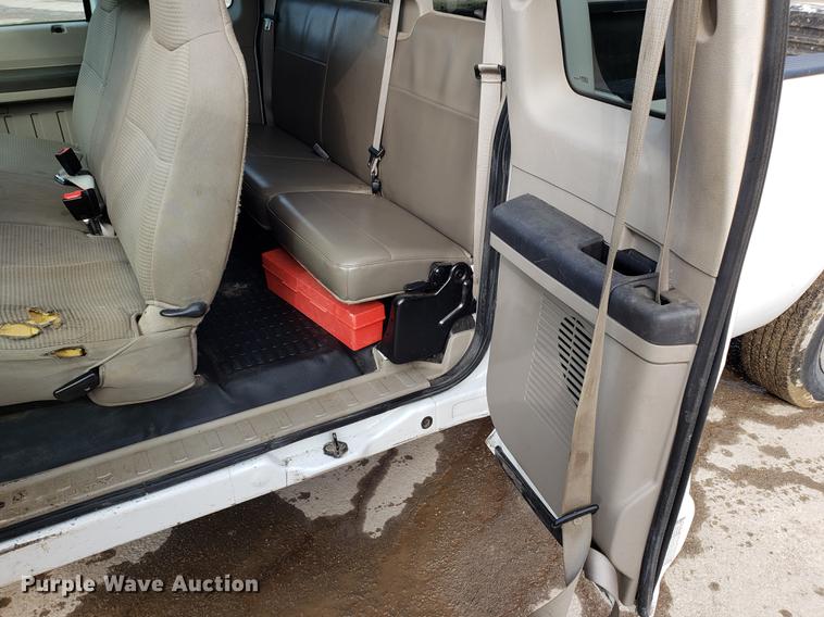 image for item DD3982 2008 Ford F250 Super Duty SuperCab pickup truck