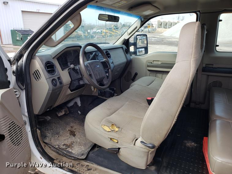 image for item DD3982 2008 Ford F250 Super Duty SuperCab pickup truck