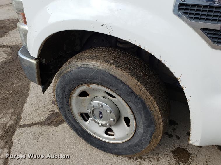image for item DD3982 2008 Ford F250 Super Duty SuperCab pickup truck
