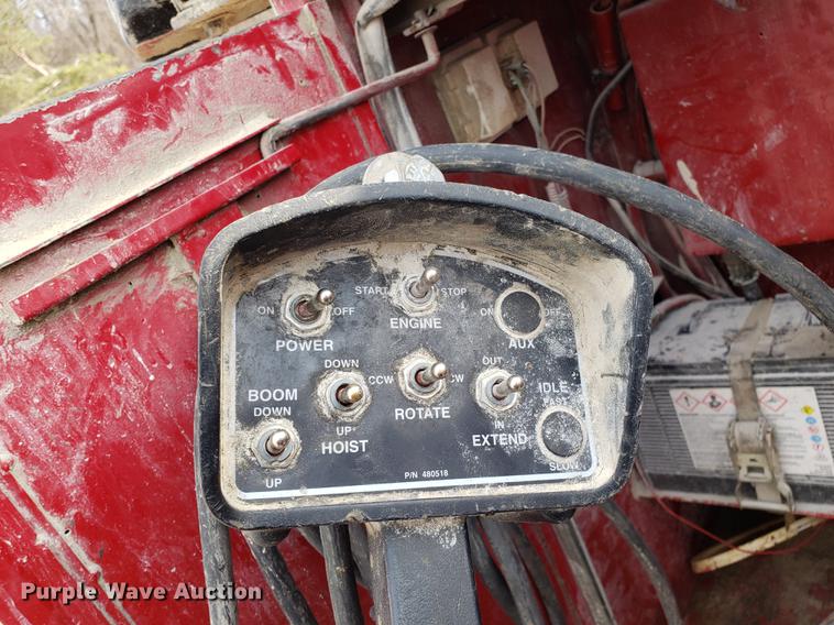 image for item DD3983 1999 Ford F550 utility truck