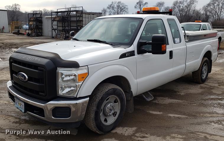 image for item DD3984 2011 Ford F250 Super Duty SuperCab pickup truck