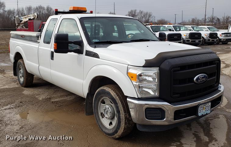 image for item DD3984 2011 Ford F250 Super Duty SuperCab pickup truck
