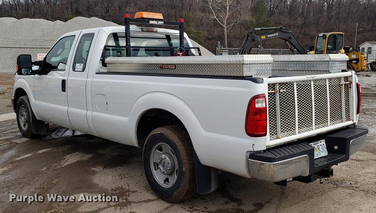 image for item DD3984 2011 Ford F250 Super Duty SuperCab pickup truck