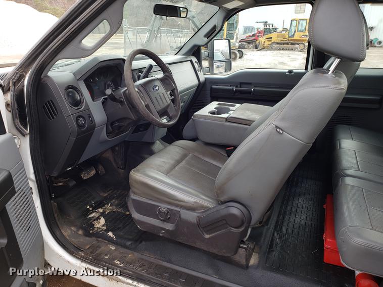 image for item DD3984 2011 Ford F250 Super Duty SuperCab pickup truck