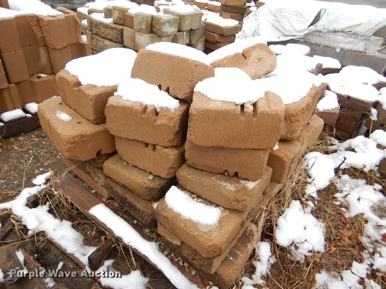 image for item DE0013 Approximately 4,400 landscape bricks, blocks, and pavers