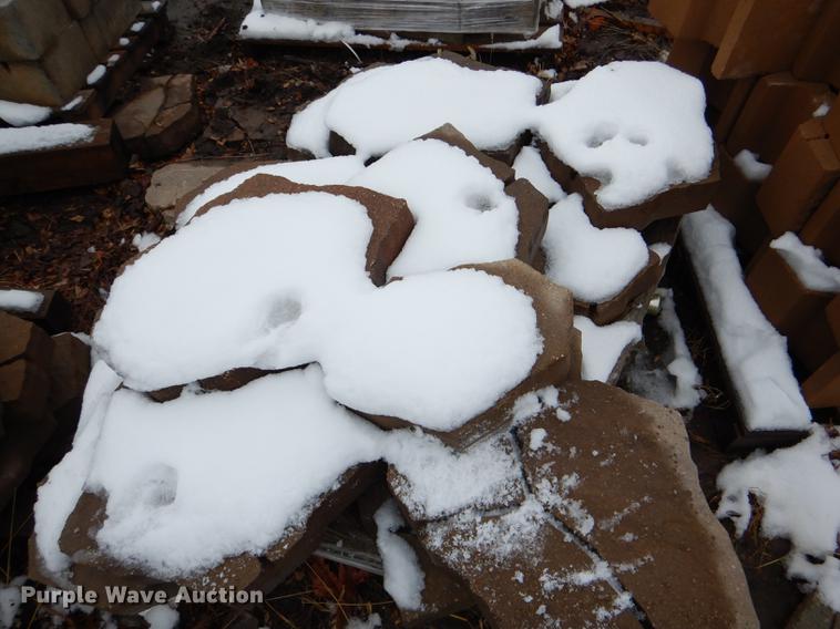 image for item DE0013 Approximately 4,400 landscape bricks, blocks, and pavers