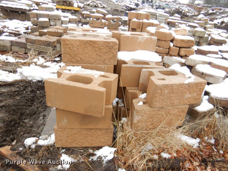 image for item DE0013 Approximately 4,400 landscape bricks, blocks, and pavers