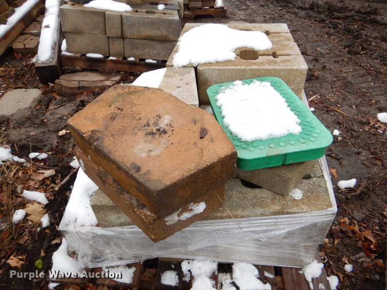 image for item DE0013 Approximately 4,400 landscape bricks, blocks, and pavers