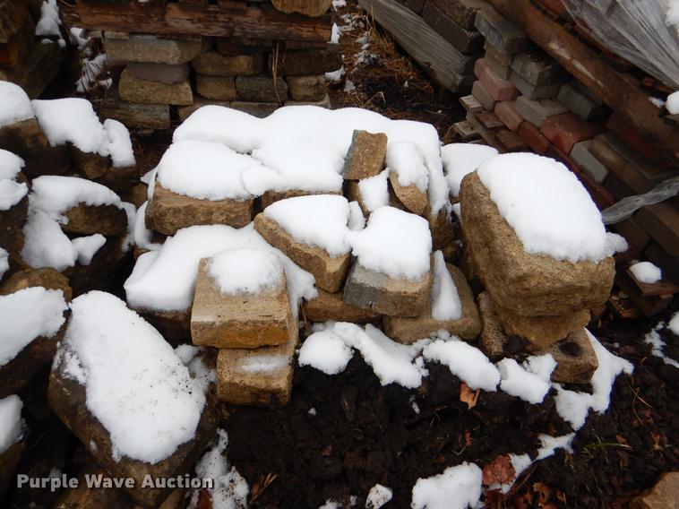 image for item DE0013 Approximately 4,400 landscape bricks, blocks, and pavers