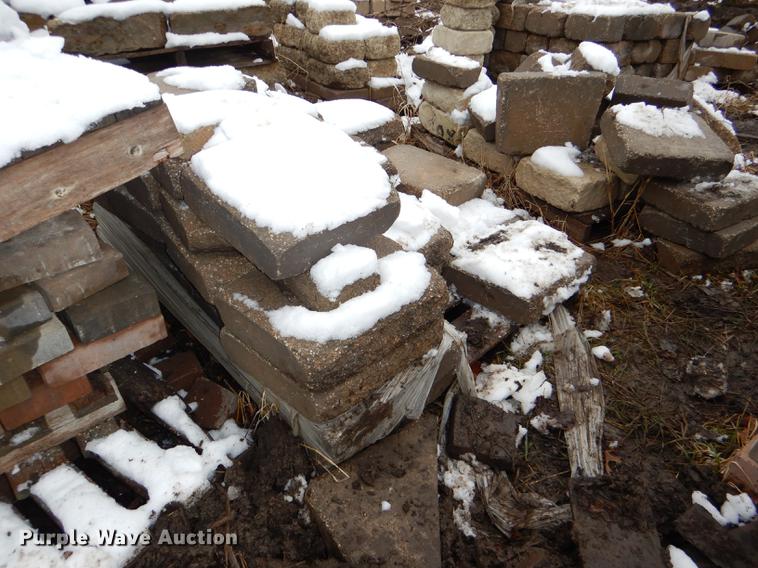 image for item DE0013 Approximately 4,400 landscape bricks, blocks, and pavers