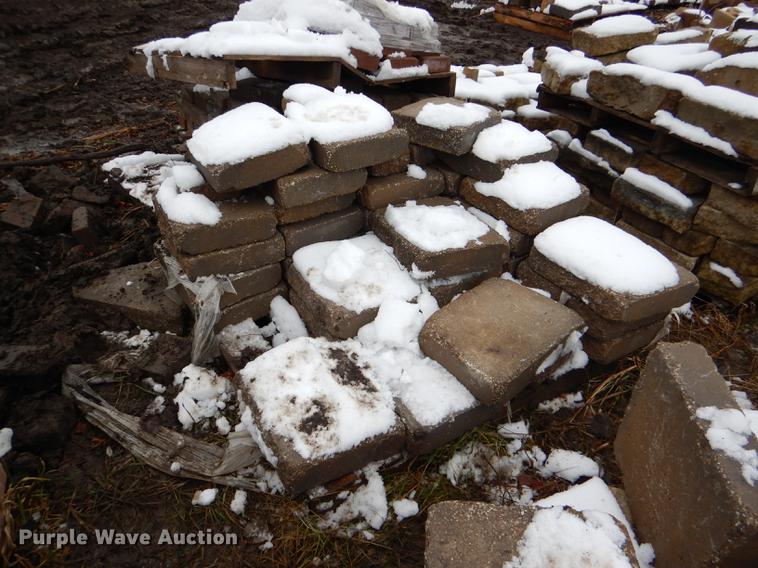 image for item DE0013 Approximately 4,400 landscape bricks, blocks, and pavers