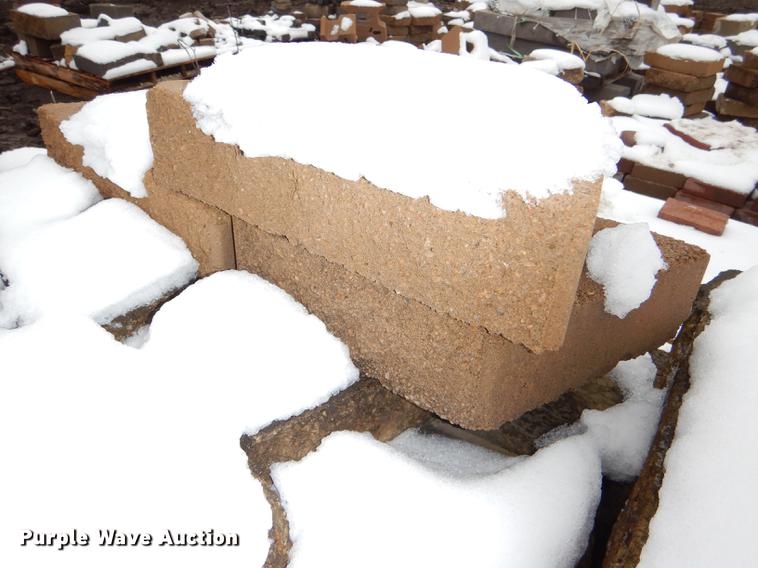 image for item DE0013 Approximately 4,400 landscape bricks, blocks, and pavers