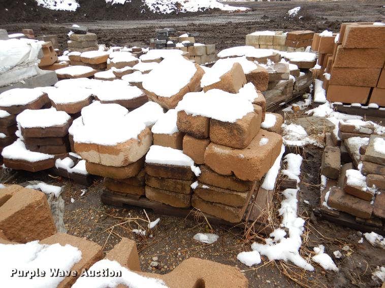 image for item DE0013 Approximately 4,400 landscape bricks, blocks, and pavers