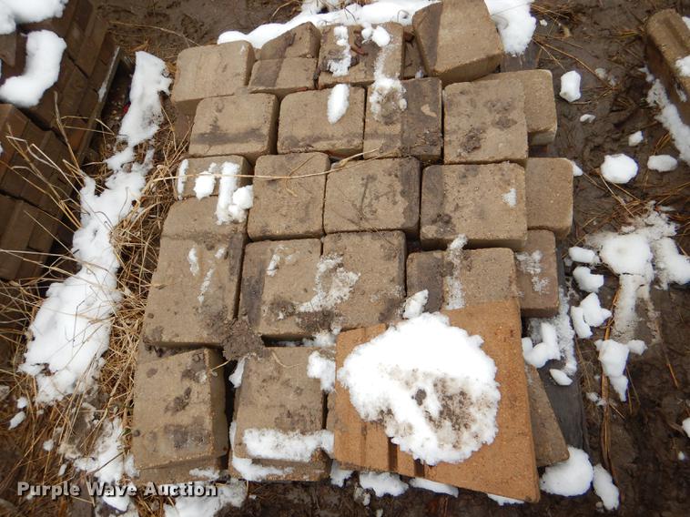 image for item DE0013 Approximately 4,400 landscape bricks, blocks, and pavers