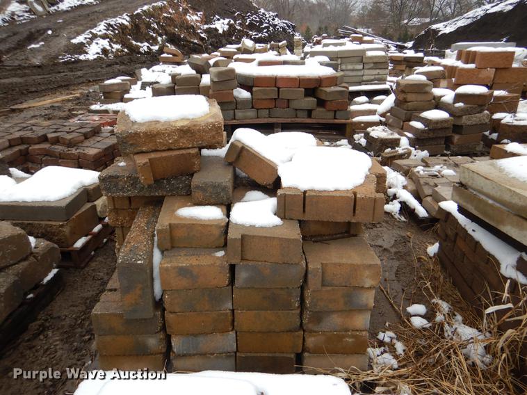 image for item DE0013 Approximately 4,400 landscape bricks, blocks, and pavers