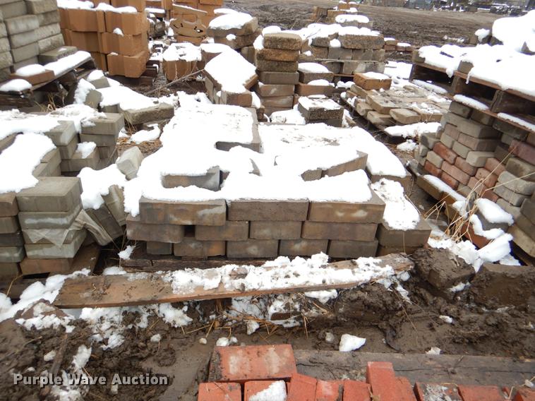 image for item DE0013 Approximately 4,400 landscape bricks, blocks, and pavers