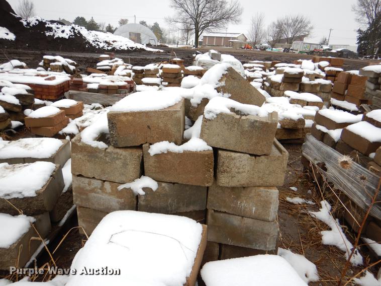 image for item DE0013 Approximately 4,400 landscape bricks, blocks, and pavers